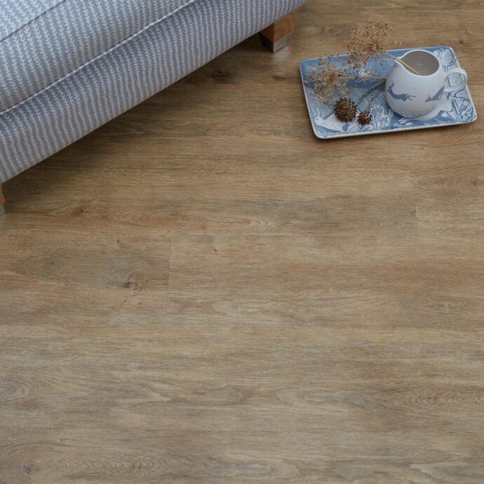 Lattia Metsä Artisan Oak Plank Glue Down LVT Flooring