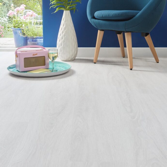 Lattia Metsä Mountain Mist Plank Glue Down LVT Flooring