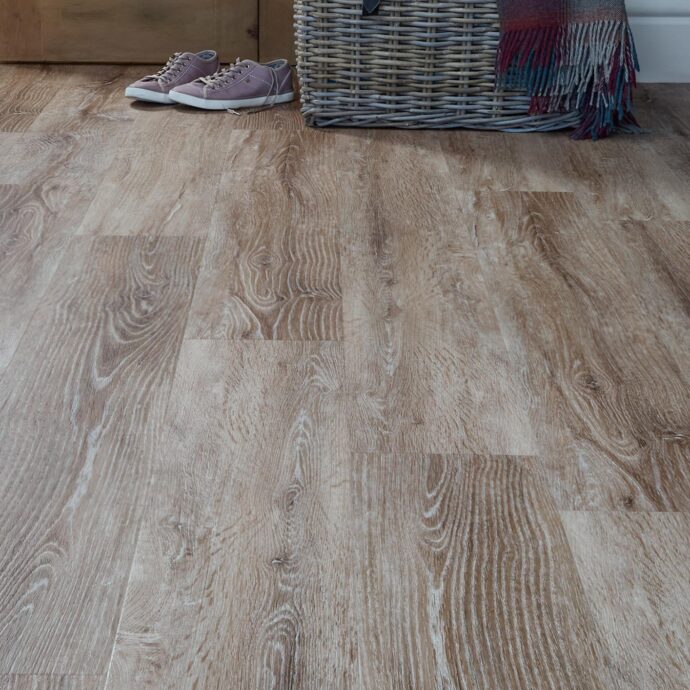 Lattia Metsä Sawn Oak Plank Glue Down LVT Flooring