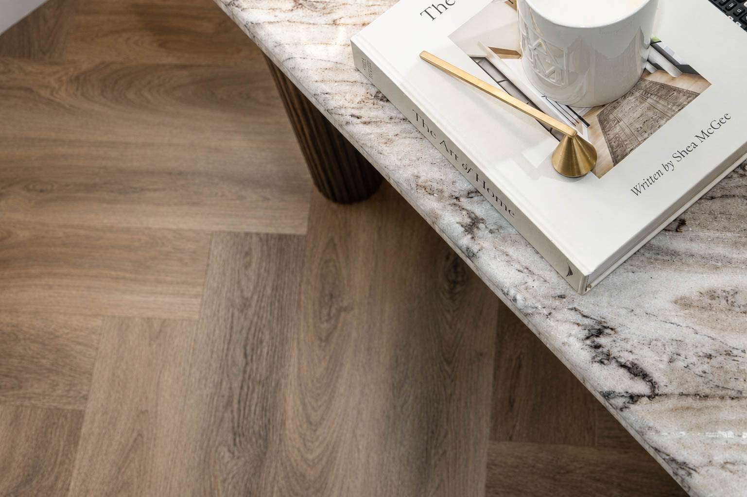 Lattia Piana Auburn Oak — Large Parquet — Marble plinth, soft oak underfoot