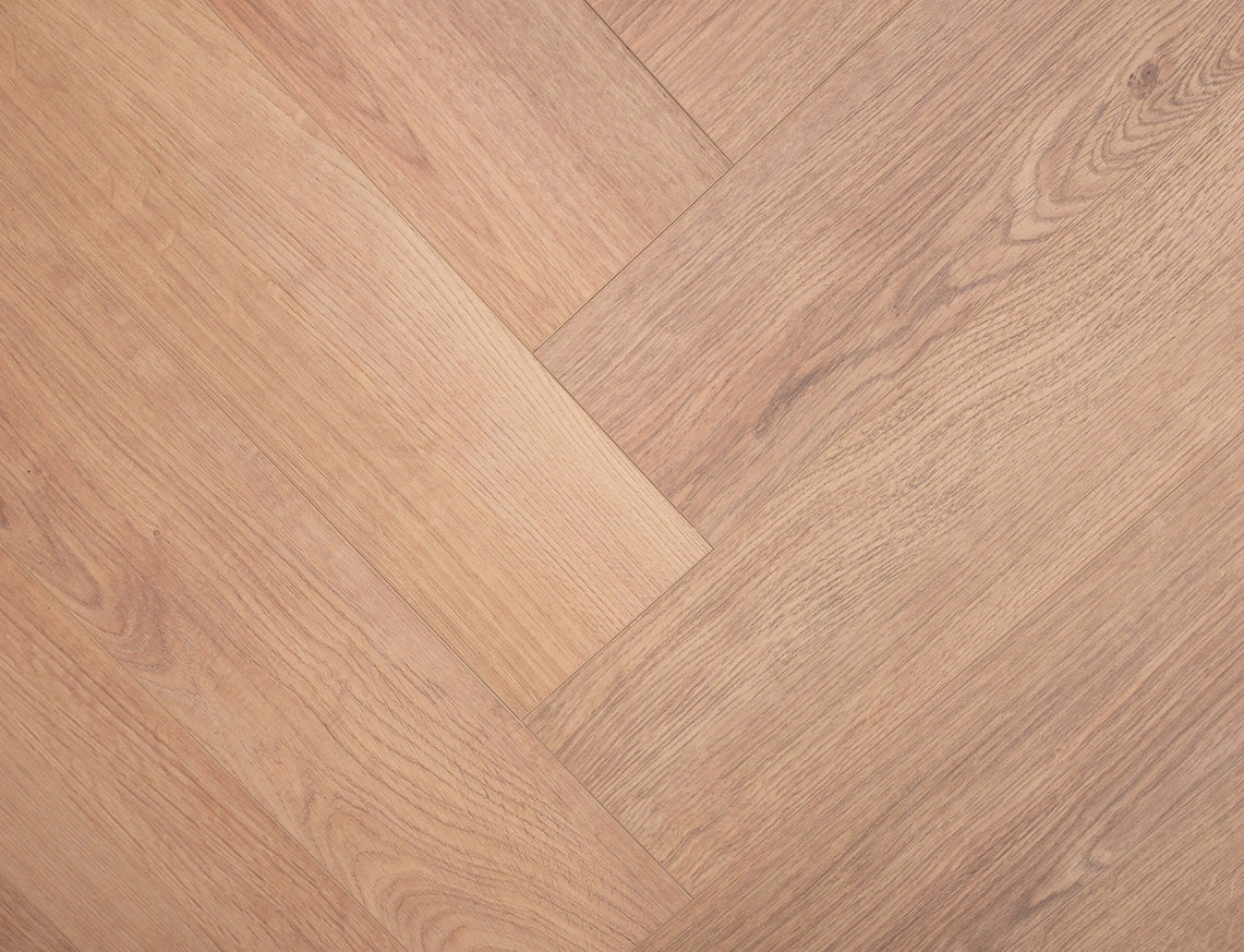 Lattia Robusto Click Amber Hearth Oak Herringbone Click SPC Flooring