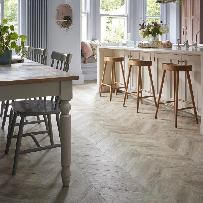 Lattia Metsä Soft Oak Chevron Glue Down LVT Flooring