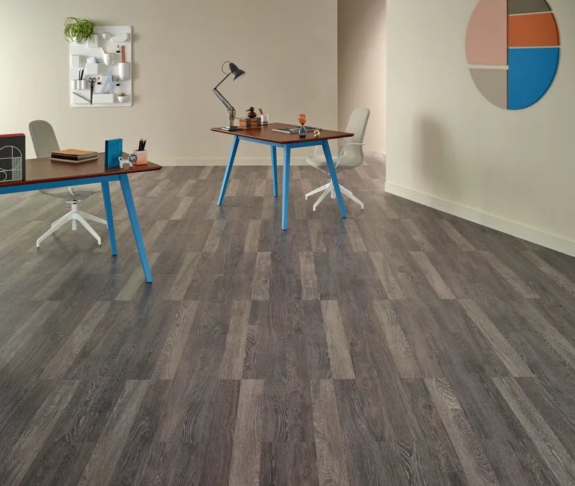 Amtico Spacia Credenza Oak ss5w3035 Plank Glue Down LVT Flooring