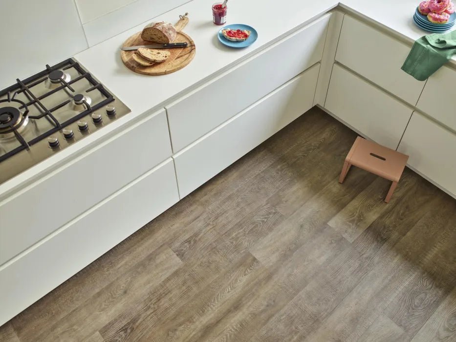 Amtico Spacia Granary Oak ss5w3318 Plank Glue Down LVT Flooring