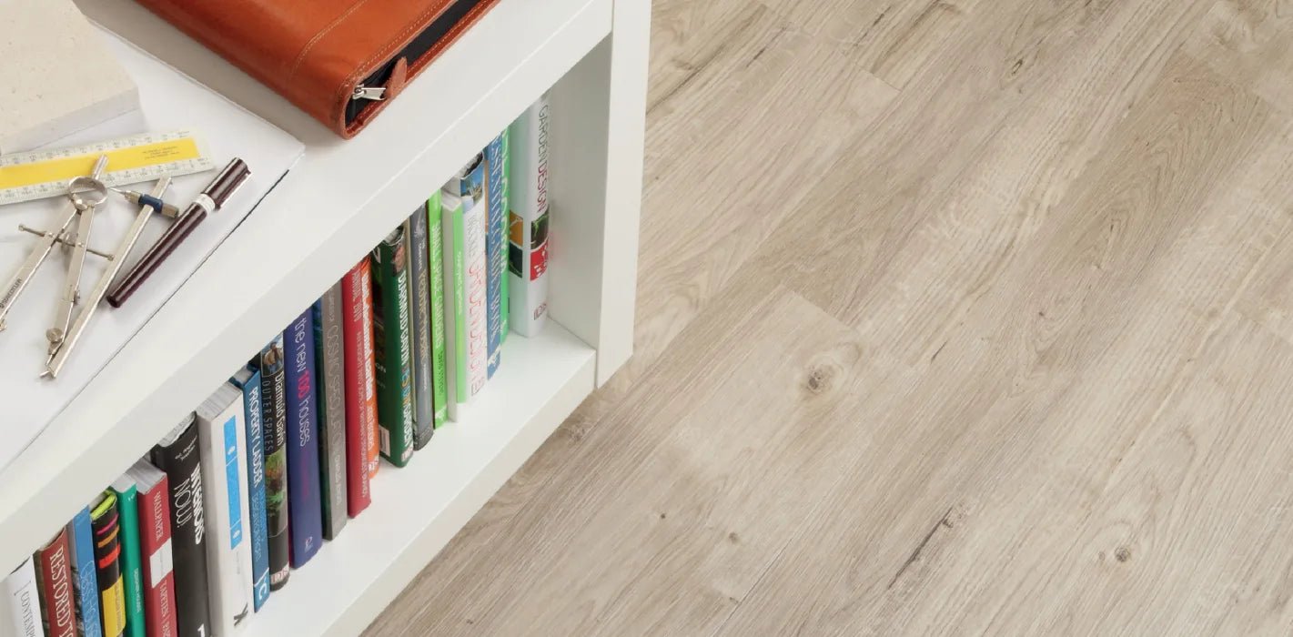 Amtico Spacia Sun Bleached Oak SS5W2531 Plank Glue Down LVT Flooring