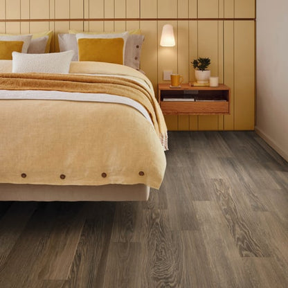 Karndean Knight Tile Cocoa Limed Oak KP165 Plank Glue Down LVT Flooring