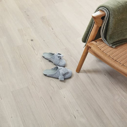 Karndean Knight Tile Grey Scandi Pine KP131 Plank Glue Down LVT Flooring