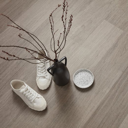 Karndean Knight Tile Grey Studio Oak KP152 Plank Glue Down LVT Flooring