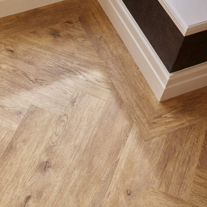 Lattia Metsä Artisan Oak Herringbone Glue Down LVT Flooring
