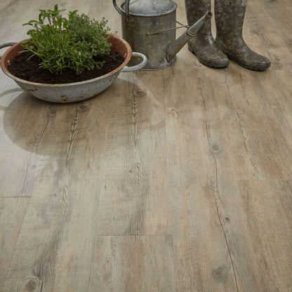 Lattia Metsä Rustic Farm Oak Plank Glue Down LVT Flooring