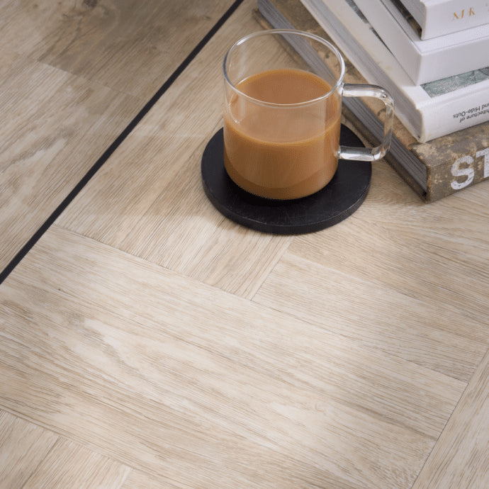 Lattia Metsä Soft Oak Renaissance Glue Down LVT Flooring