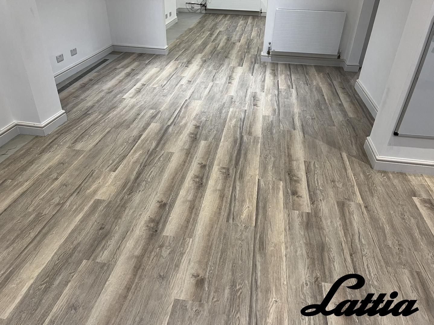 Lattia Vaasa Sandstone Oak Plank GlueDown LVT