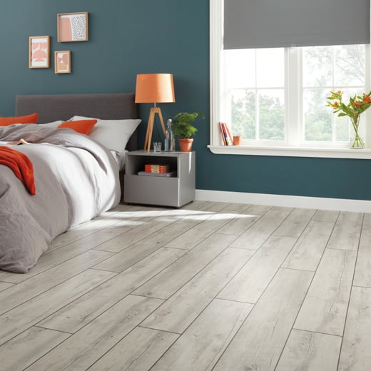 Karndean Van Gogh Light Distressed Oak VGW111T Plank Glue Down LVT Flooring