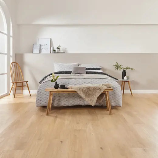 Karndean Van Gogh Canadian Nude Oak VGW8117 Large Plank Glue Down LVT Flooring